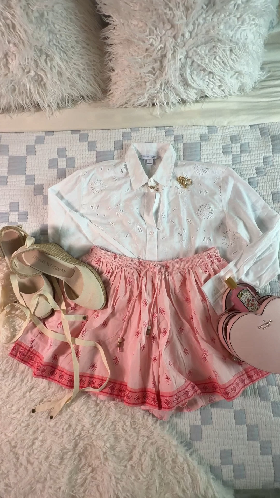 Another one from Old Navy 🤍🌸

This is a skort that looks like a skirt 🤍 

#oldnavy #oldnavysale #skort #summeroutfit

#LTKootd #LTKSeasonal #LTKvlog