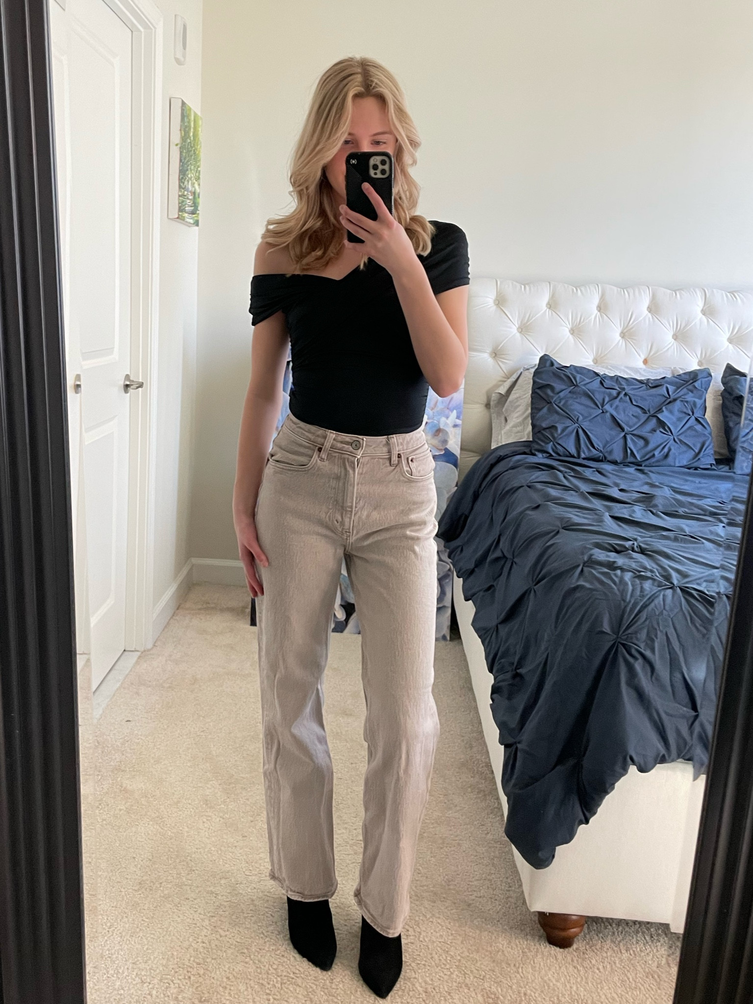 XS in top
24 short in jeans
Size 6 in shoes
#abercrombie #stevemadden #longsleeve #jeans #booties #winteroutfit

#LTKSeasonal #LTKfindsunder50 #LTKparties