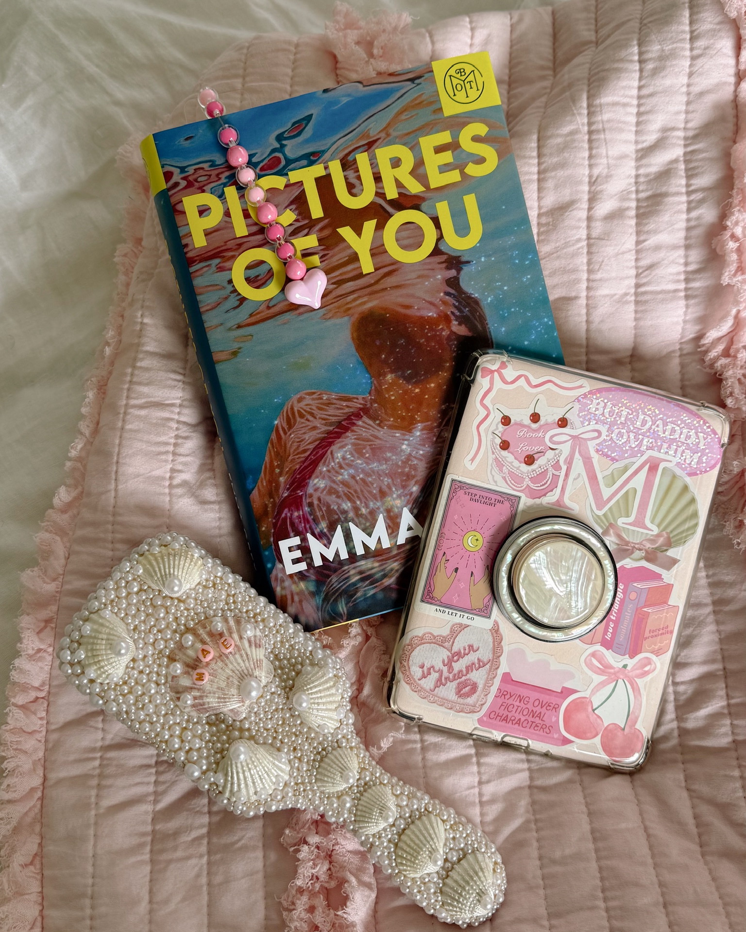 24 hour readathon

Reading vlog, read with me, reading finds, books, reading, book lover, reading challenge, kindle, kindle gadgets, kindle finds

#LTKSeasonal #LTKFamily #LTKHome