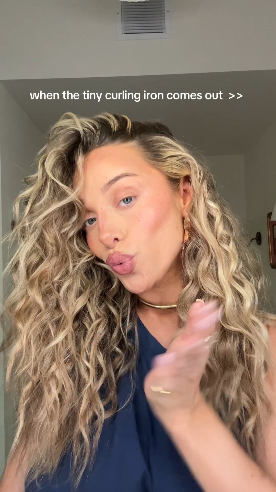 spring hair inspo 🌸 perfect tiny curls to mix in with air dried hair!

#LTKBeauty #LTKselfcare #LTKootd