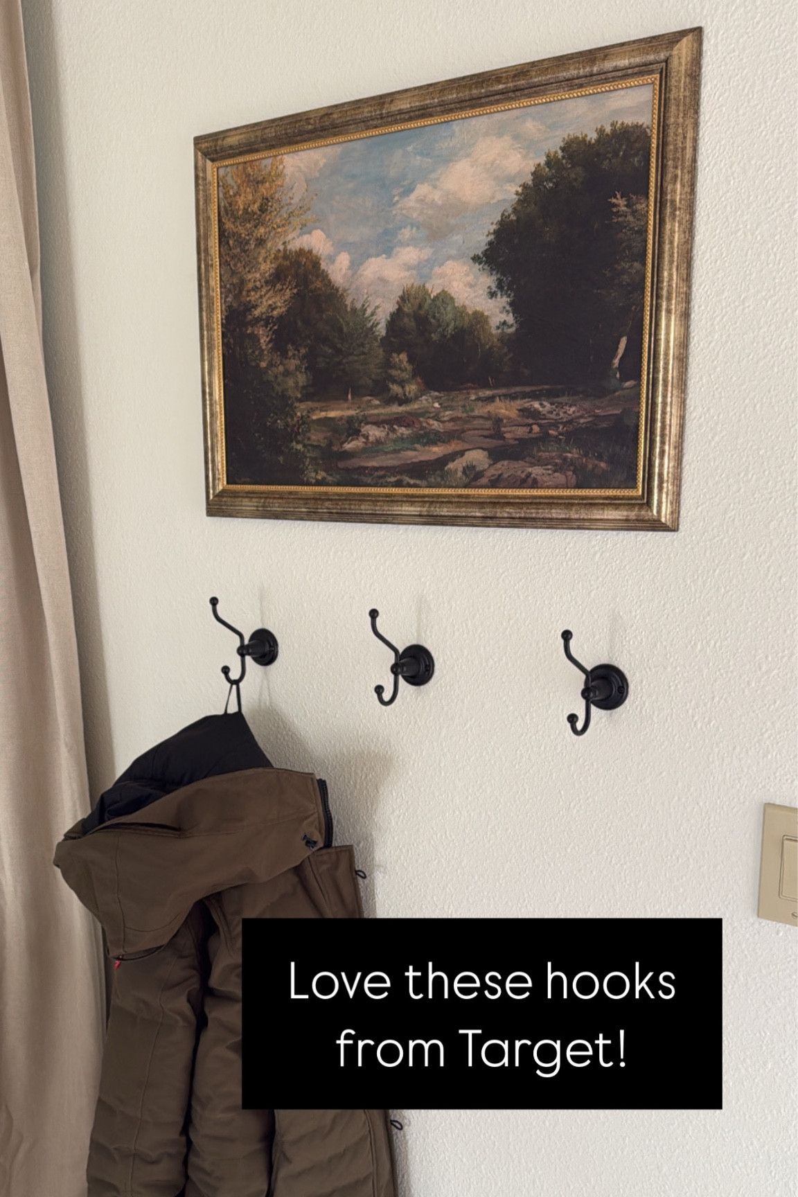 Entryway hooks! 😍

#LTKHome