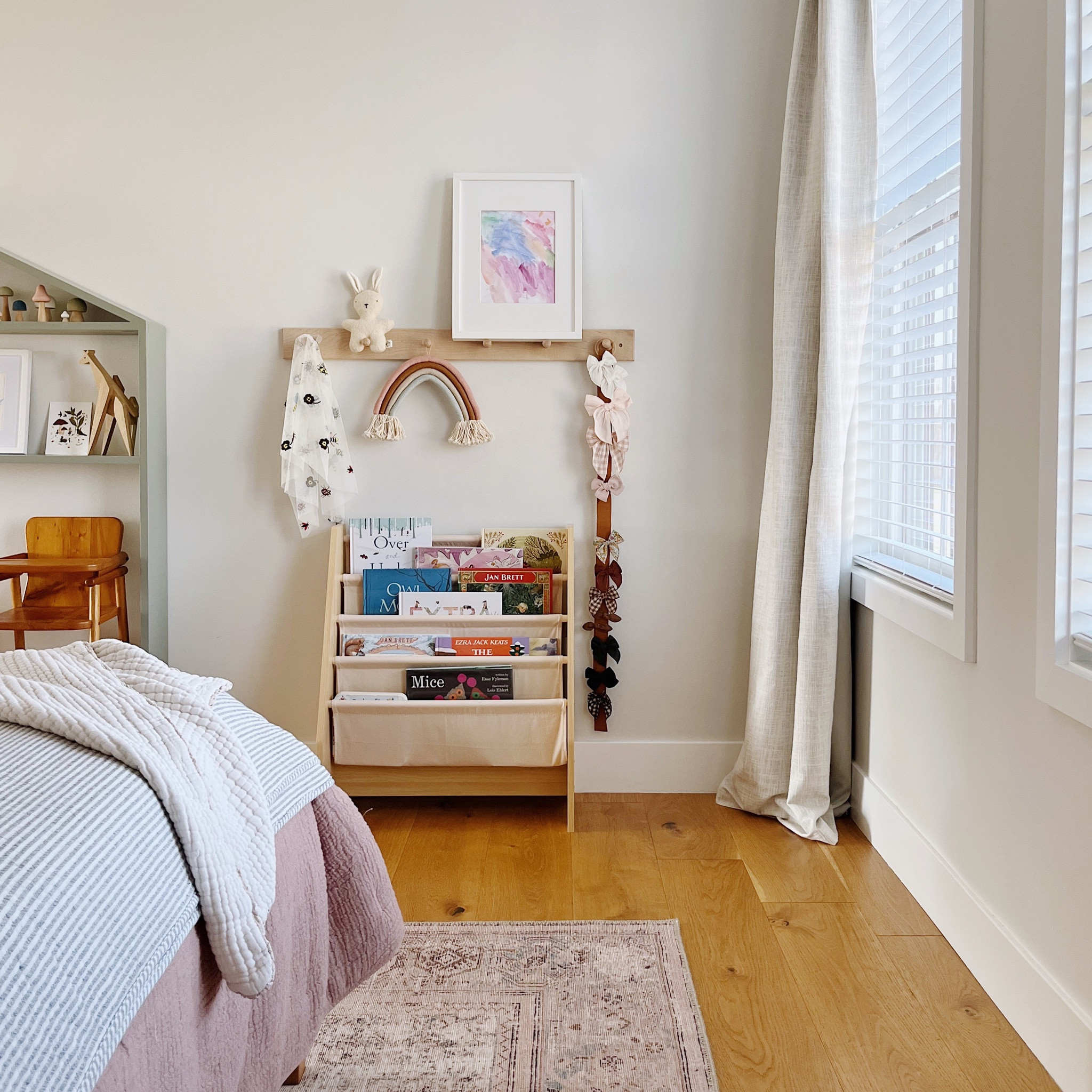 “Mama, isn’t my picture beautiful?” You bet, sweet girl. ✨