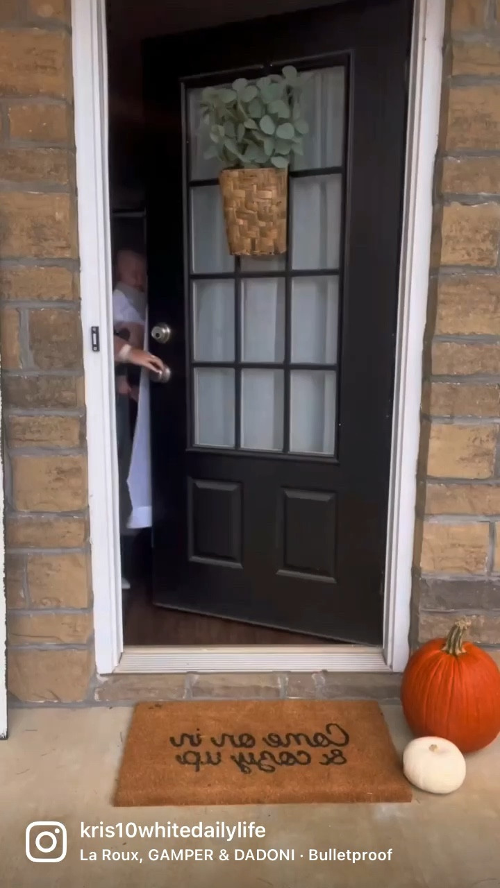 All of my shoes are up to 60% off!

Mules, shoes, boots, booties, slippers, cowboy boots, sneakers

#LTKsalealert #LTKCyberweek #LTKstyletip