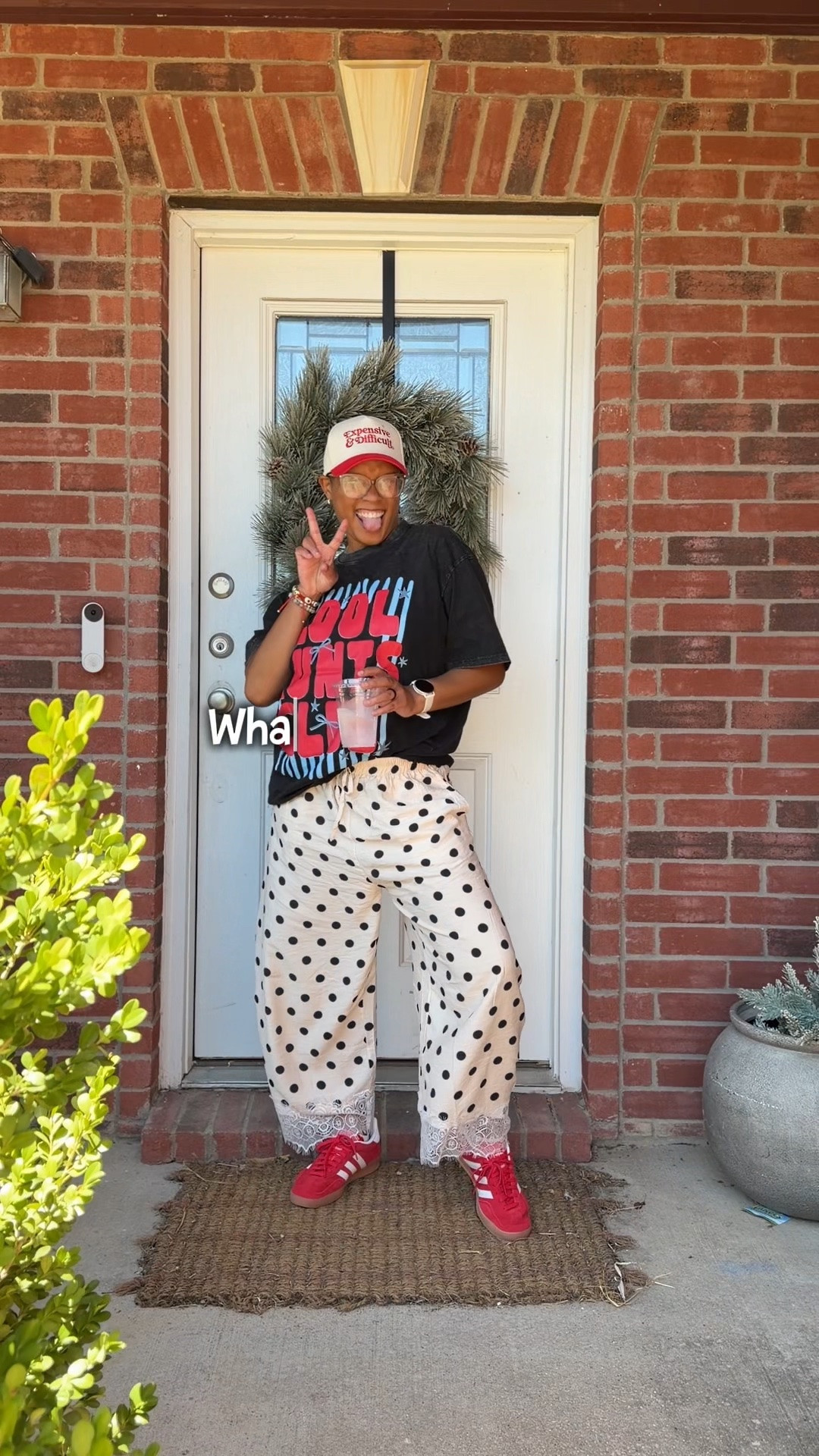 Here’s what I wore today as a SAHM. A little dopamine dressing for a fun pick me up. 

Sahm, summer style, linen pants, dopamine dressing, fun pants

#LTKootd #LTKmomlife #LTKgrwm