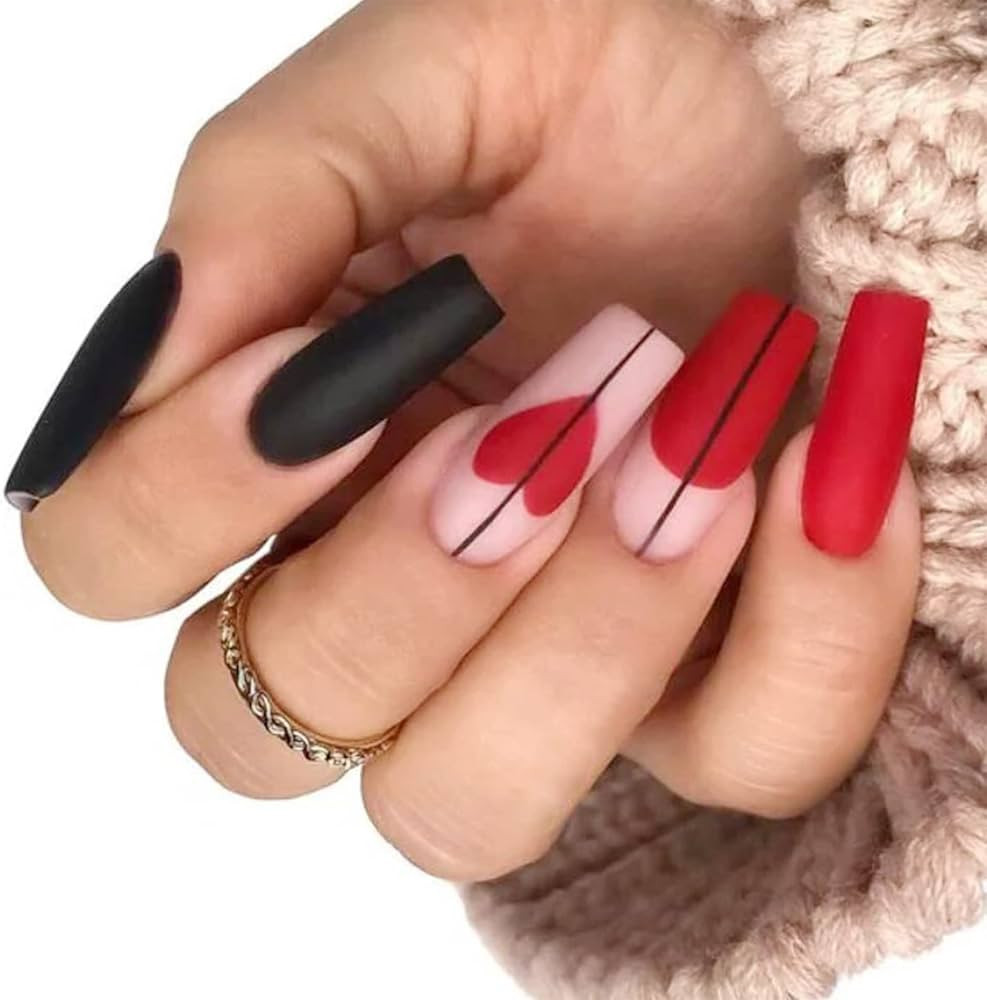 QINGGE Valentine's Day Press on Nails Medium Matte Black Red Heart Fake Nails False Nails with Gl... | Amazon (US)