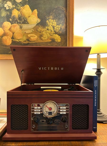 Record player
6 in 1 Record Player 
Victrola Record Player 

#LTKhome
