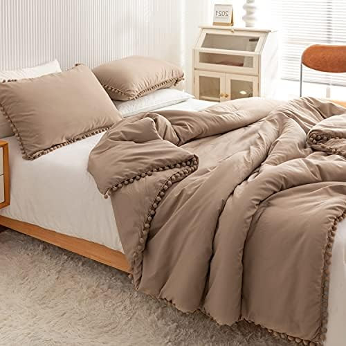 YIRDDEO Taupe Queen Comforter Boho Ball Pom Fringe Design Comforter Set 3pcs, Boho Aesthetic Luxu... | Amazon (US)