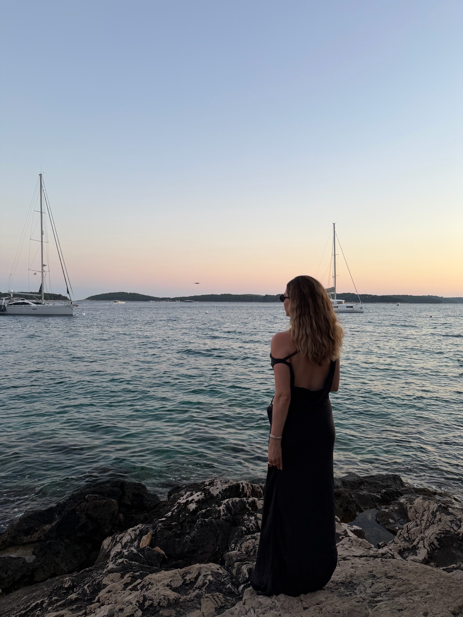 I LOVE that you loved this dress as much as I do 🖤

Perfect for vacation, a night out, or even a wedding guest or rehearsal dinner whether it’s for you or someone else - it comes in so many different colors, beautiful pastels, black, white champagne, whatever you prefer 🤍

I’ve also had this dress for about four years now and it just does not lose its wearability at all! 🙌🏼

I’m 5’7 wearing flats here but can comfortably do heels as well as its asymmetrical ✨

Runs true to size, I also linked the bra I wear with is as someone with a D-DD chest.

#LTKgrwm #LTKWedding #LTKOver40