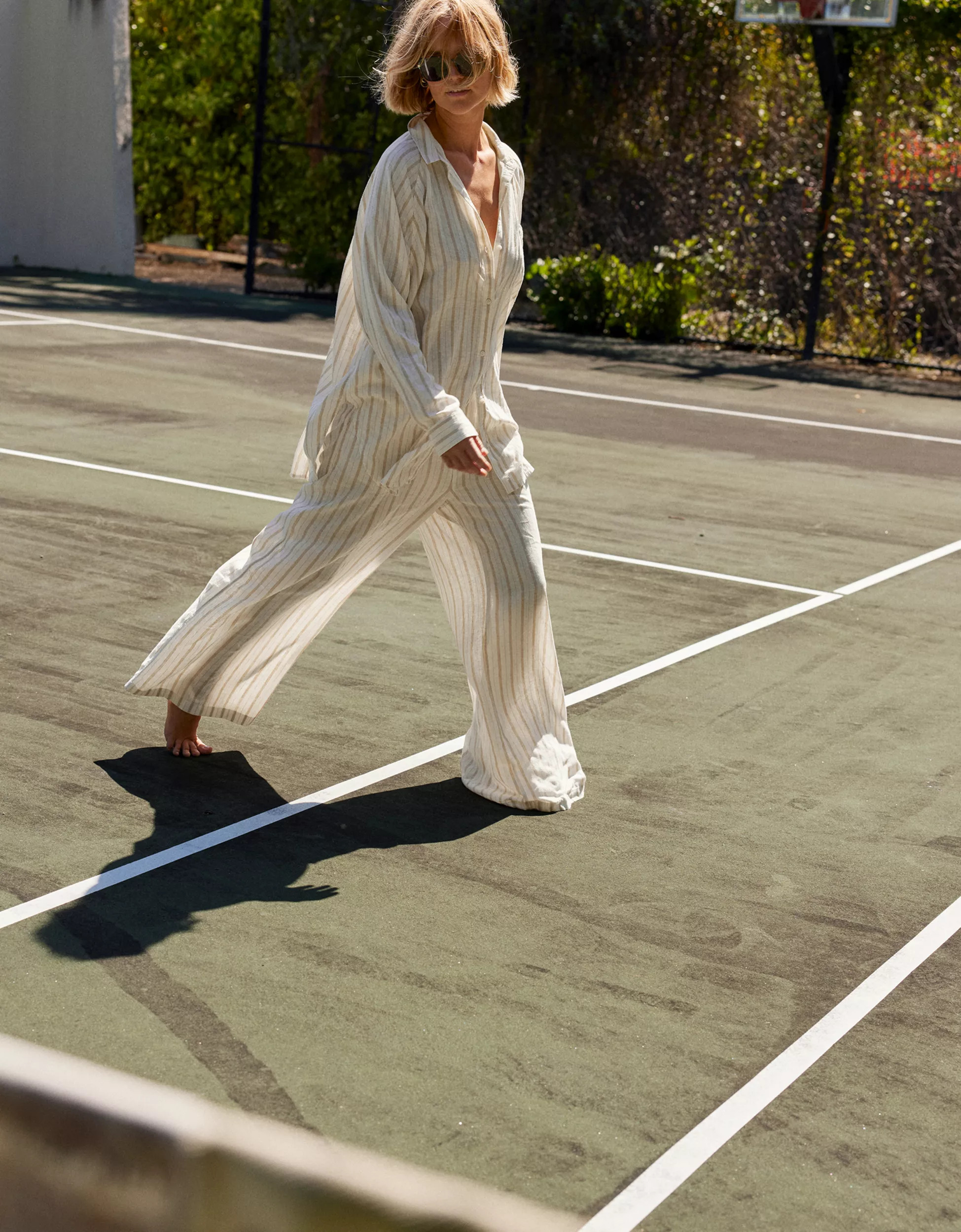 Aerie Pool-To-Party Linen Blend High Waisted Trouser | American Eagle Outfitters (US & CA)