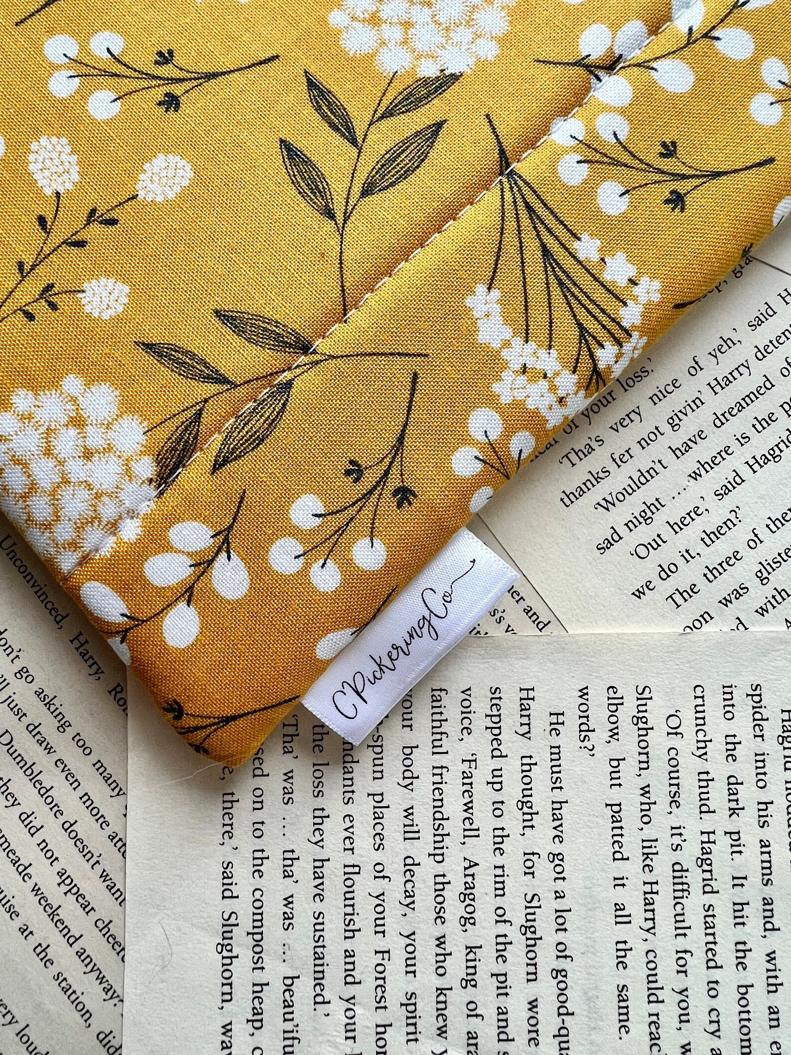 Mustard Seed | Padded Book Sleeve | Etsy (US)