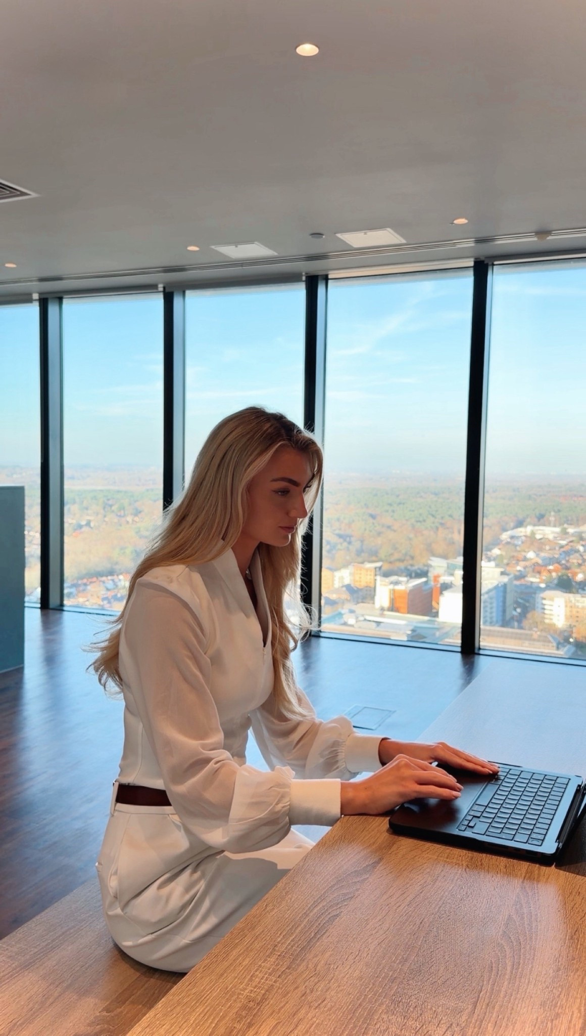 Working from home outfit 🤍 I’ve been filming some UGC content for a big business… fun fact: wearing white always translates better on camera! There’s a lovely little co-working space upstairs in my building and it was such a beautiful day I wanted to take full advantage of it. I’ve already shared this look in my previous reel, I really do love it, it’s so classy, chic and professional! 

Fab for…
• workwear 
• office outfit 
• work interview outfit 
• corporate outfits 
• business event outfit
• office casual chic 
• tailored workwear 
• meetings outfit 
• smart casual 
• casual chic 

Linked everything below girlies xx

#LTKWorkwear #LTKdayinmylife #LTKootd