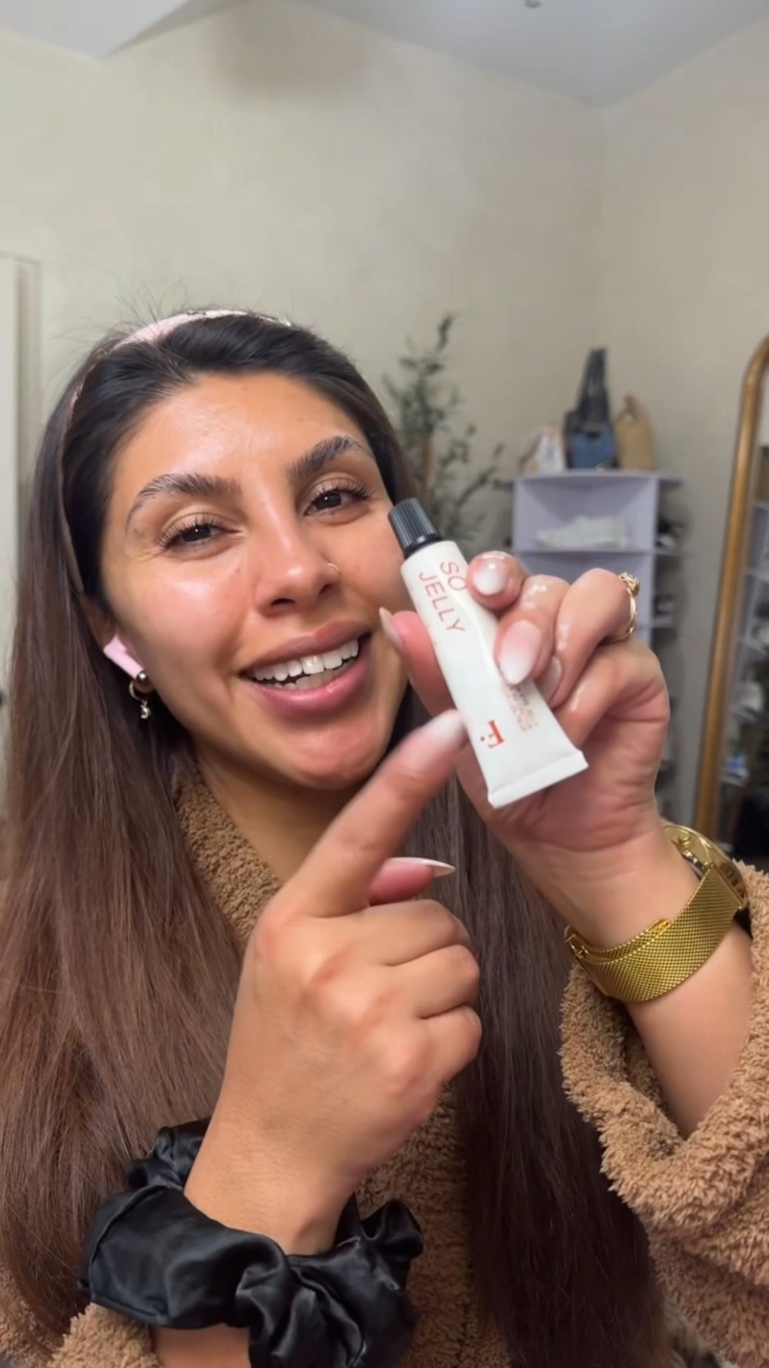 Hydrated under-eyes = flawless makeup. Freck So Jelly Eye Cream glides on, locks in moisture, and preps your skin for makeup that lasts ✨ @freck 
#freck #FreckFam #FreckBeauty #FreckOG #Freckit

#LTKmorningroutine #LTKBeauty #LTKselfcare