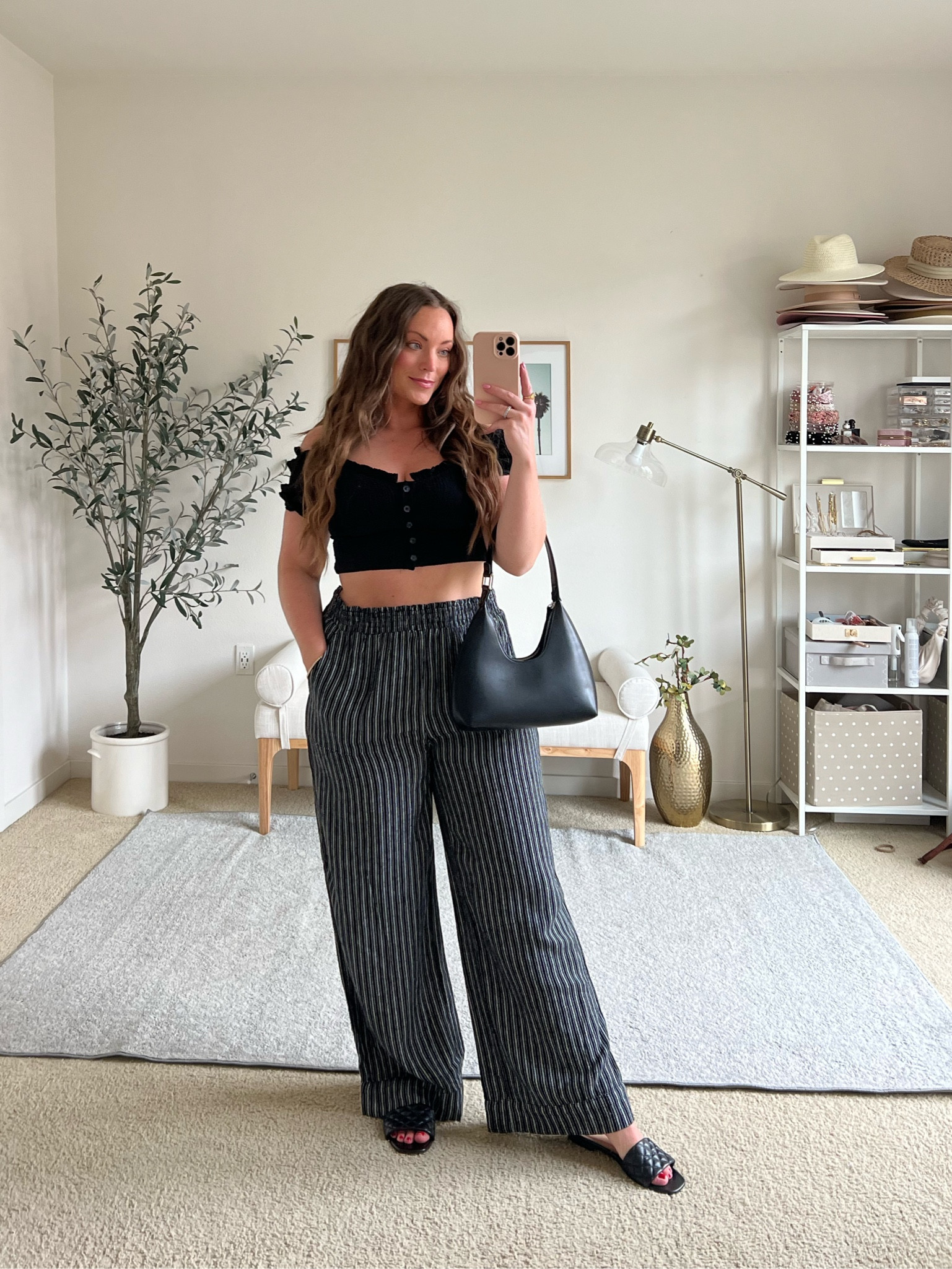 Cute and casual outfits a little beachy 🖤

Medium top, pants are a large but too loose in waist 


#LTKmidsize #LTKfindsunder50 #LTKSeasonal