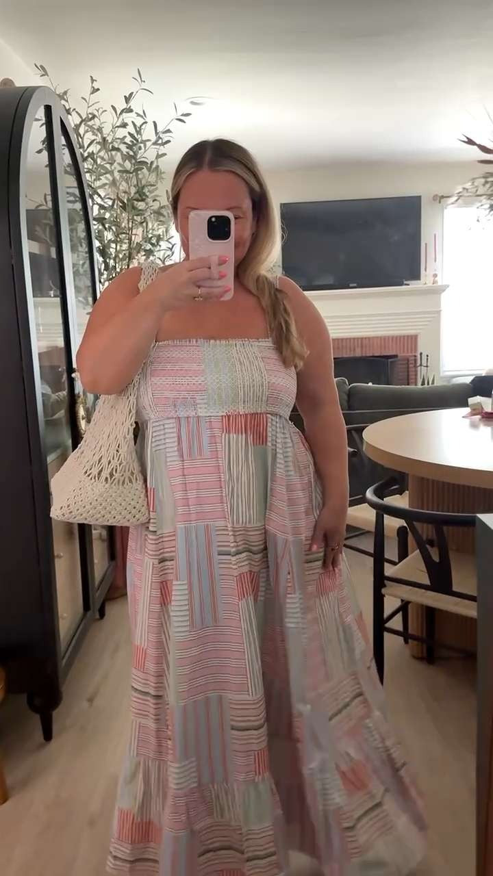 This Abercrombie dress is 20% off now!!🥰

Wearing size large petite🤍




Summer outfits, summer dresses, sale alert, affordable, skirt, convertible, print, seasonal, vacation outfits beach, shelli enright, stylenright 

 #LTKootd #LTKSeasonal #LTKSaleAlert