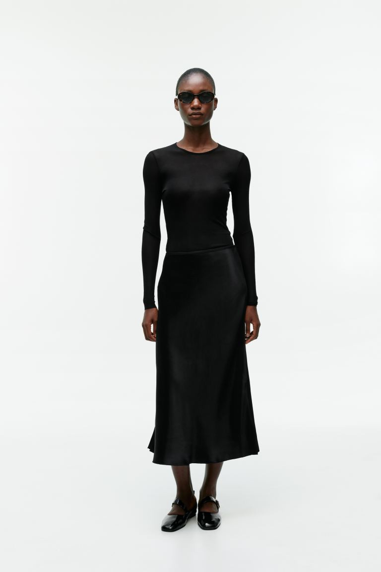 Bias-Cut Satin Skirt - Black - Ladies | H&M GB | H&M (UK, MY, IN, SG, PH, TW, HK)