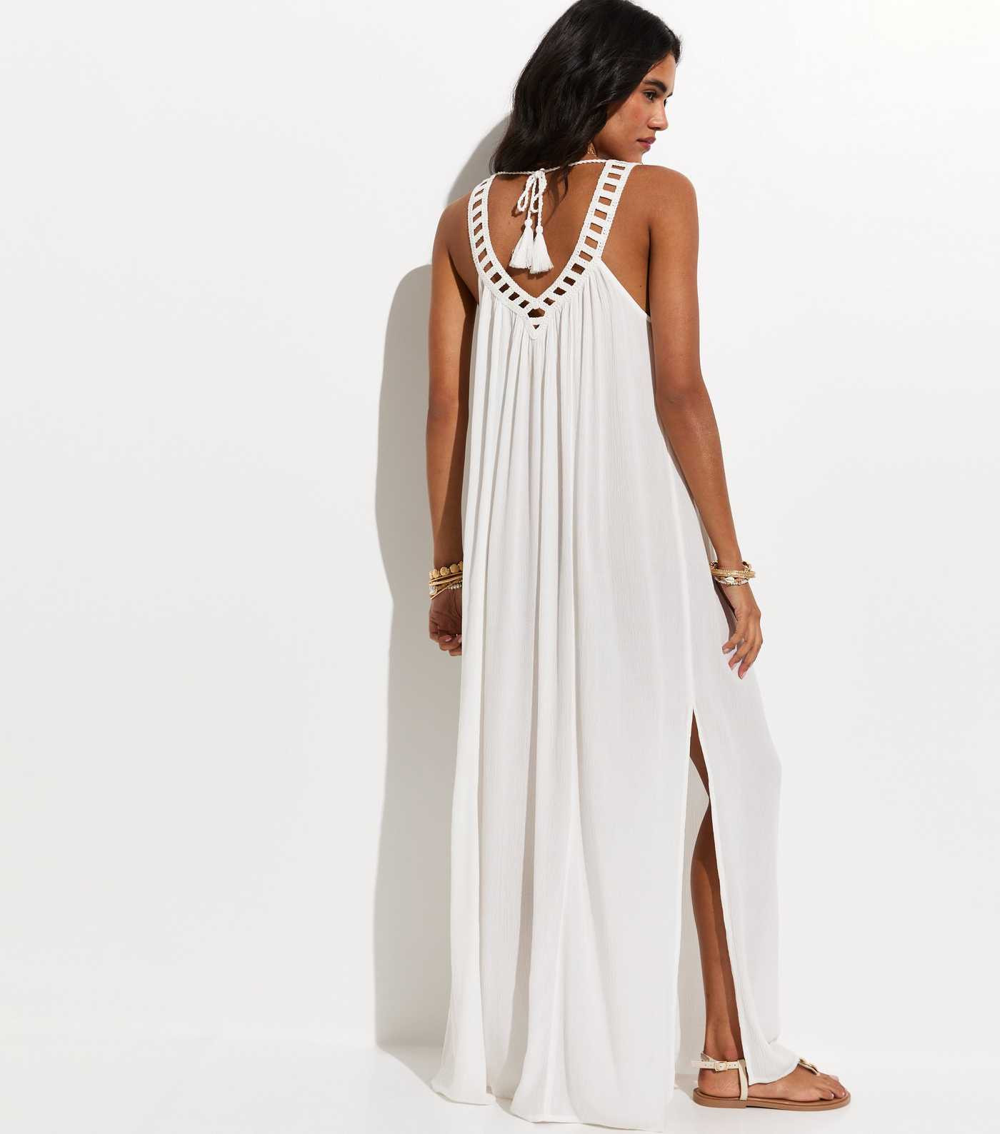 White Crochet Trim V-Neck Beach Maxi Dress | New Look | New Look (UK)