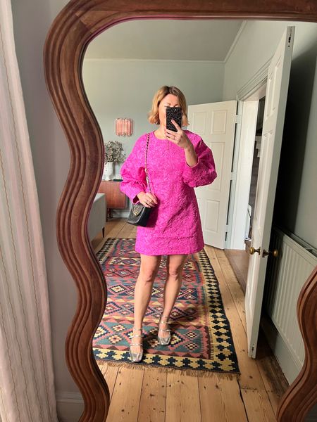 Mini long sleeve pink dress, silver metallic ballet flats, leather crossbody bag

#LTKSeasonal #LTKstyletip #LTKeurope