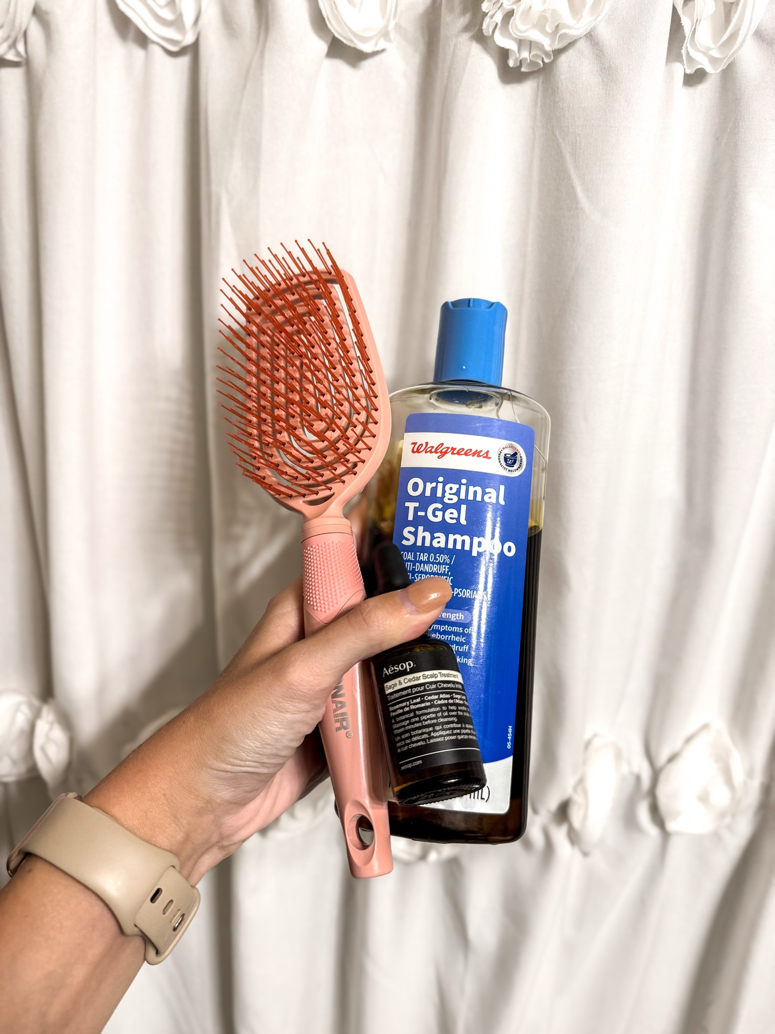 The holy trinity for scalp psoriasis 

#LTKGiftGuide #LTKBeauty