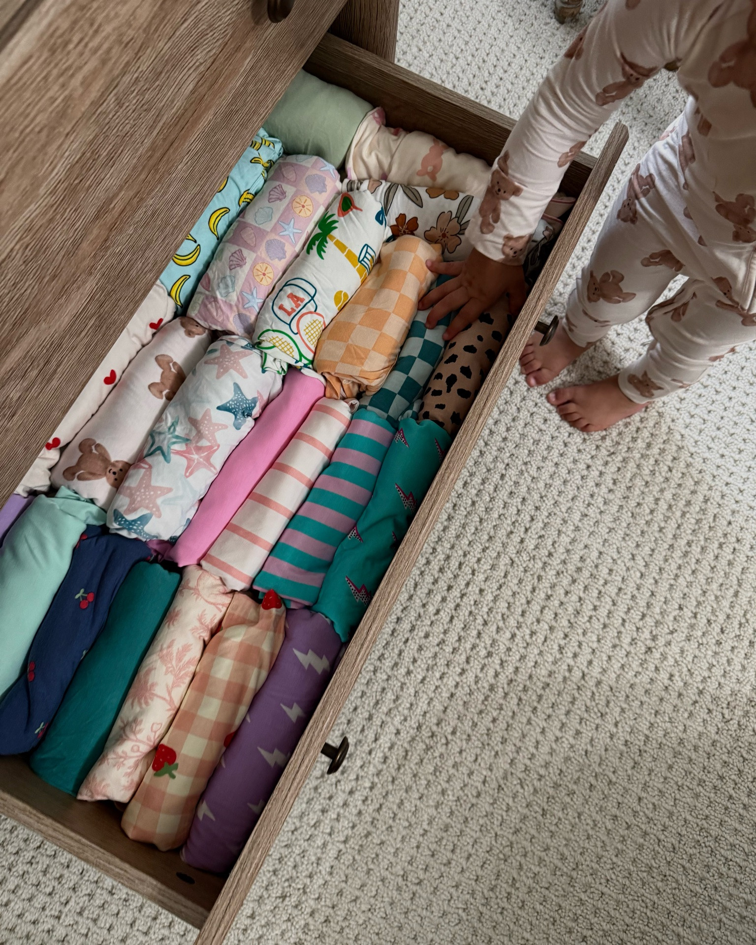pajamaholic 🩵 #pajamas #loungewear

#LTKmomlife