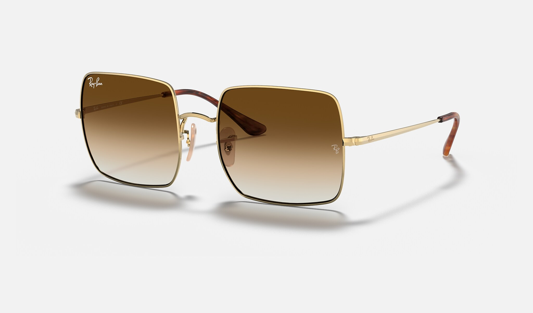 Check out the Square 1971 Classic at ray-ban.com | Ray-Ban (US)