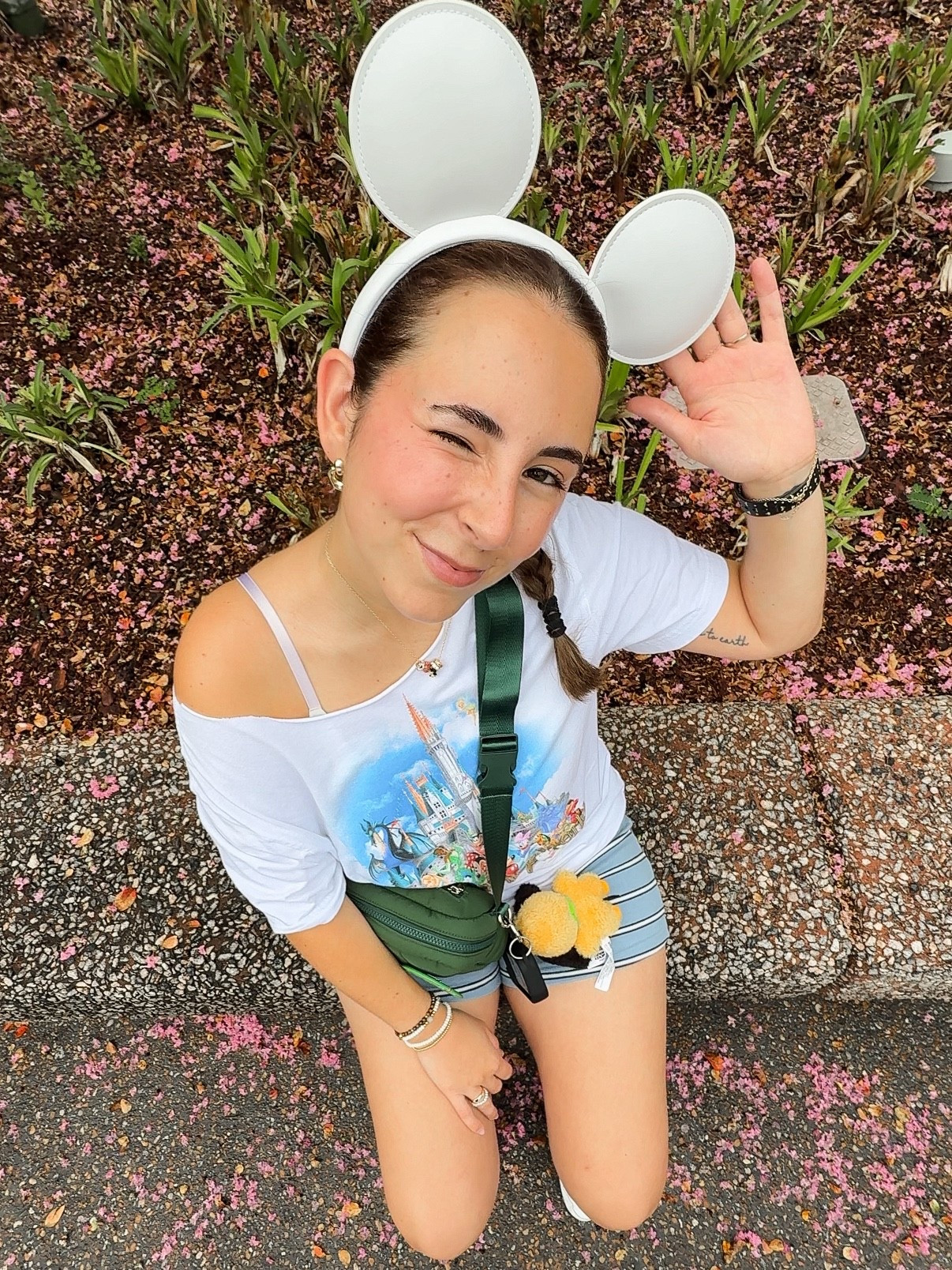 late summer Disney outfit inspo 🌐🤍 

#LTKFindsUnder100 #LTKStyleTip