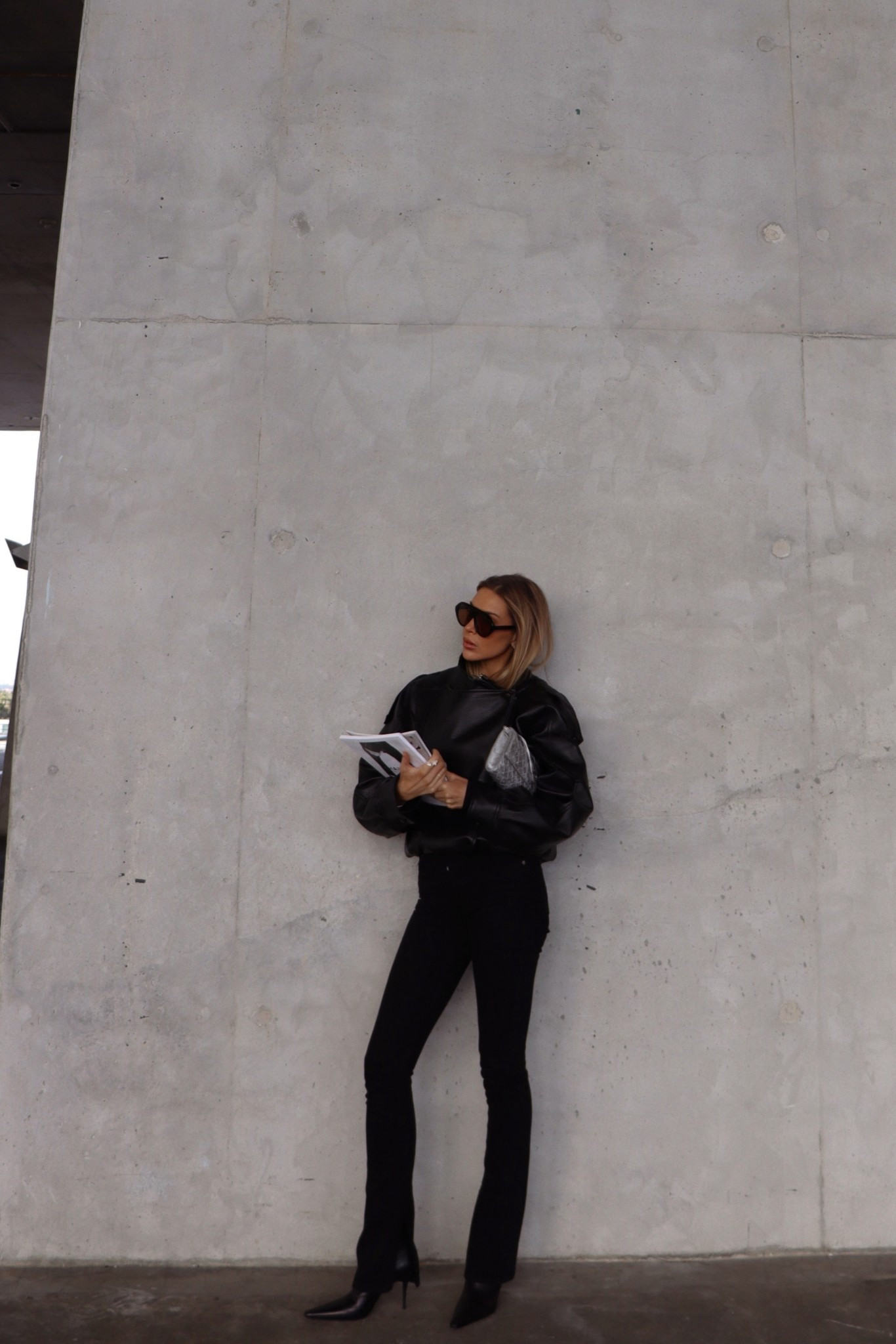 a fun black & silver winter look 

#LTKSeasonal #LTKdayinmylife #LTKgrwm