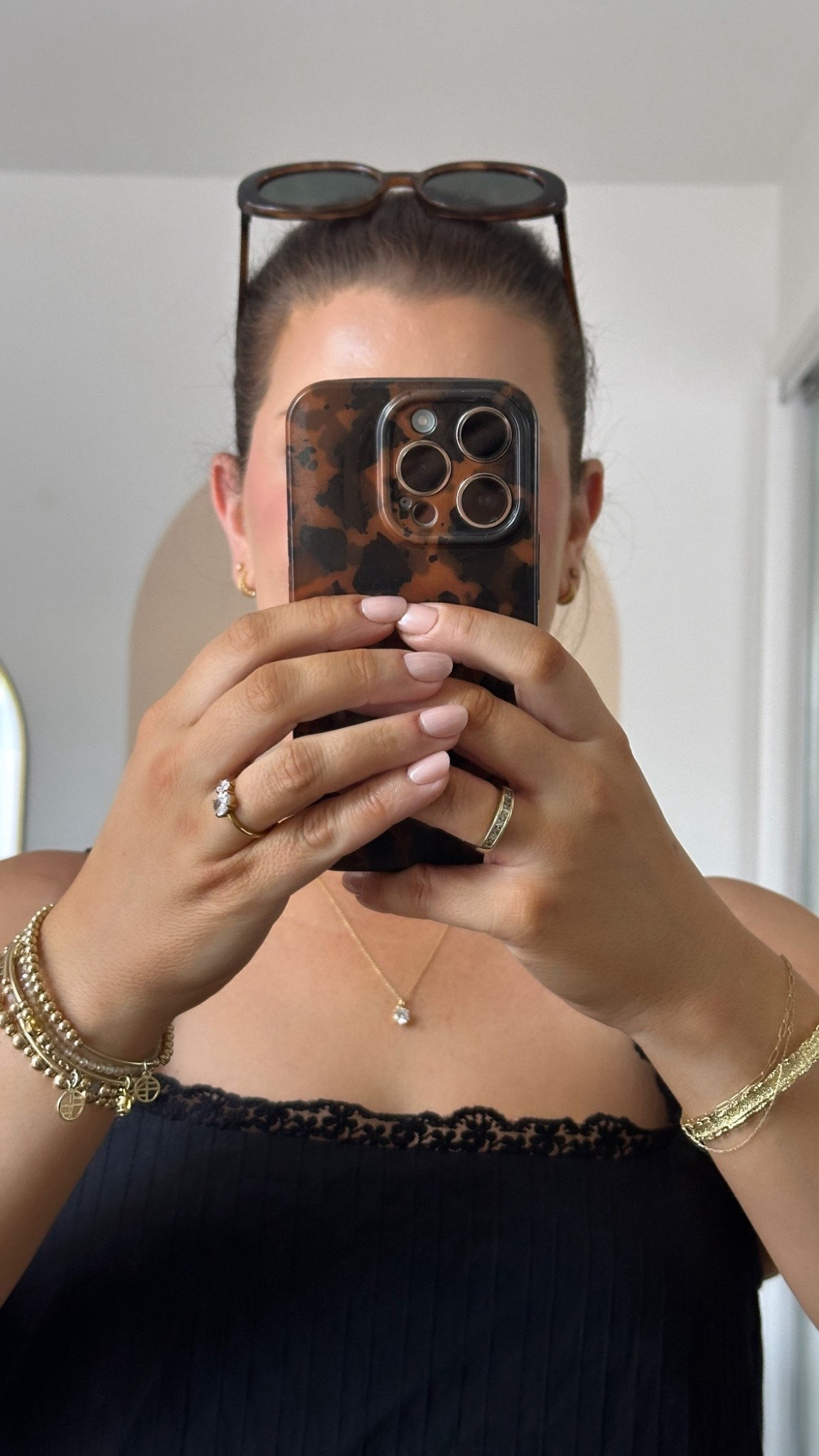 These are the Francesca pieces I wear daily. They all wear so well, no tarnishing. 
TEGANP15% is my current code with them.


#LTKsummer #LTKaustralia #LTKstyletip