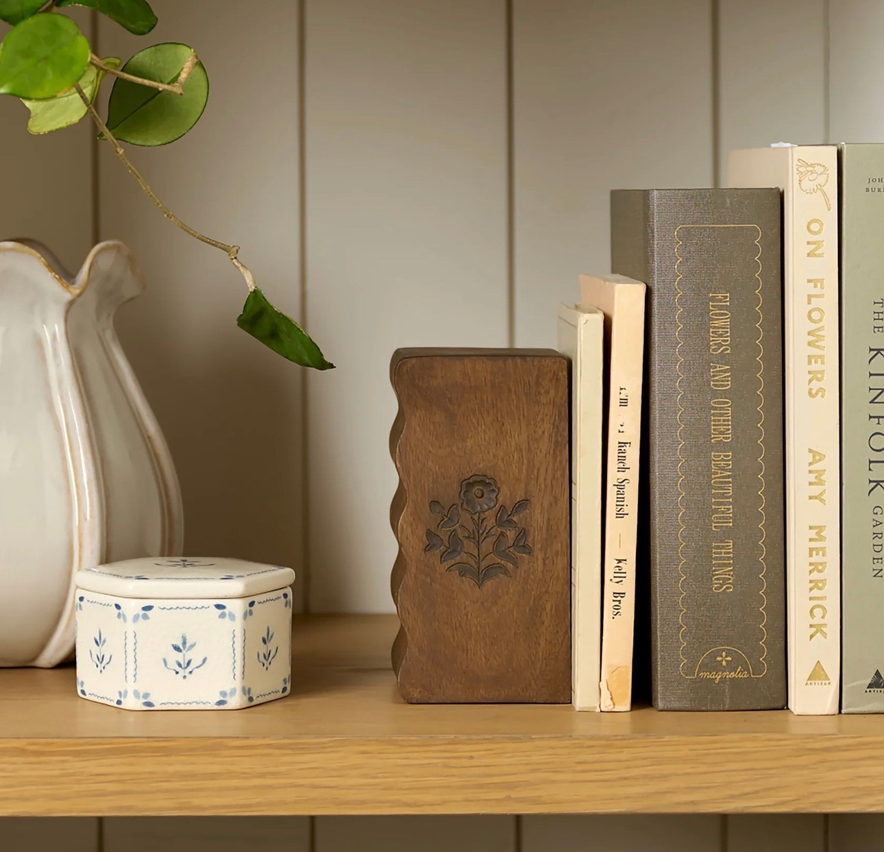 Have you seen these vintage inspired book ends 😍

#LTKSeasonal #LTKSaleAlert #LTKHome