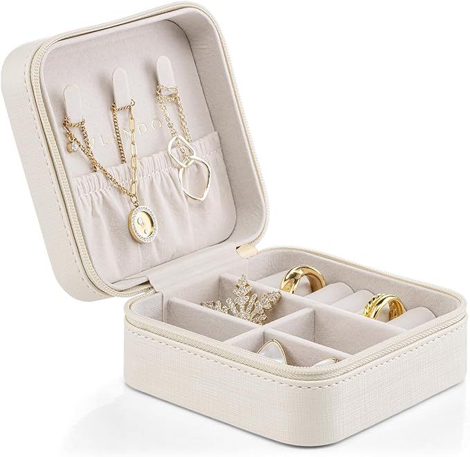 Vlando Small Travel Jewelry Box Organizer Display Case for Girls Women Gift Rings Earrings Neckla... | Amazon (US)