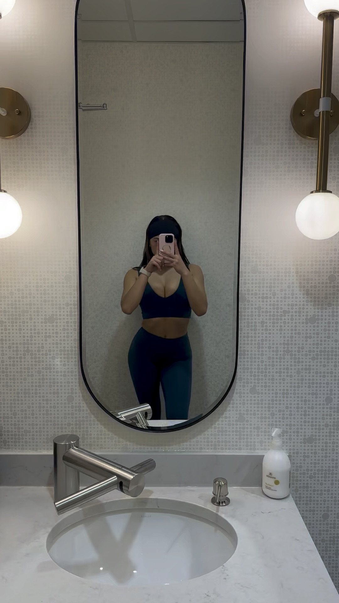 New Year = New Workout Outfits 🩵💙💚 colour is storm teal 
(Bonus it was on sale @lulu!) 

#LTKsalealert #LTKfitness #LTKVideo