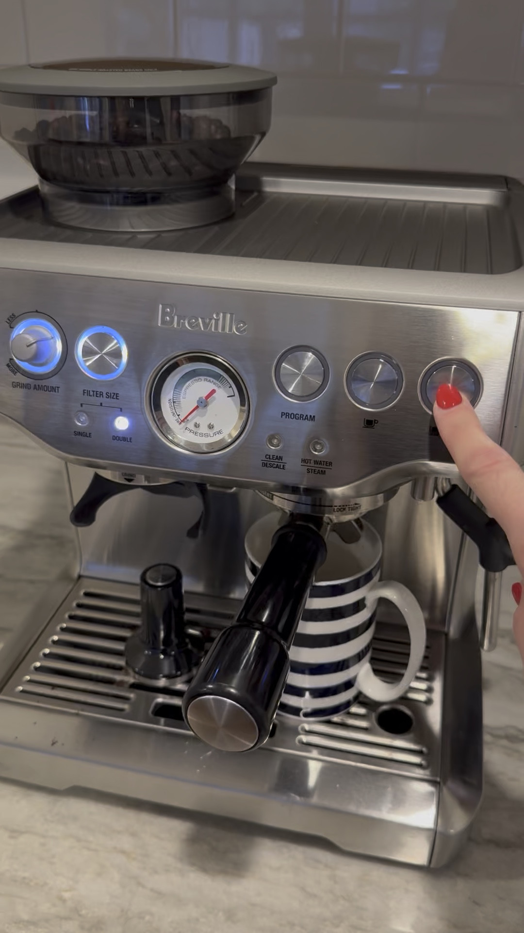 ✨The BEST espresso machine ✨

Xo, a former barista 

#LTKHome