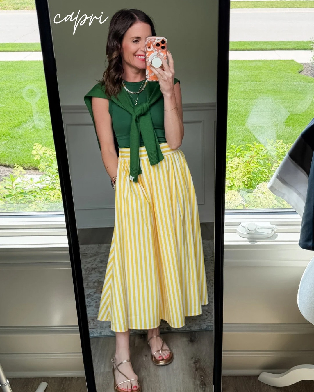 Tank: 2
Skirt: Small 

*Skirt is part of a set and is actually a brighter/lighter yellow that fits in the spring palette the best. When styled below the waist, it does work for autumns as well. ￼