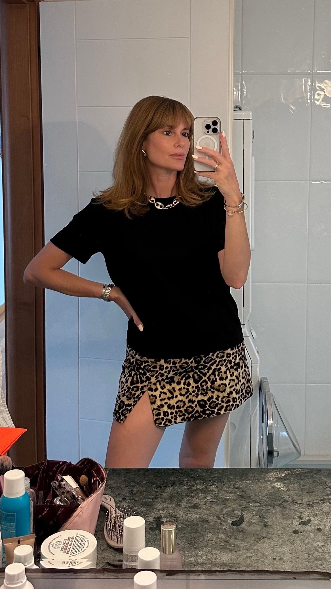 Easy holiday outfit 
Black tee size M
Leopard print skort
Gold jewellery 

#LTKuk #LTKsummer