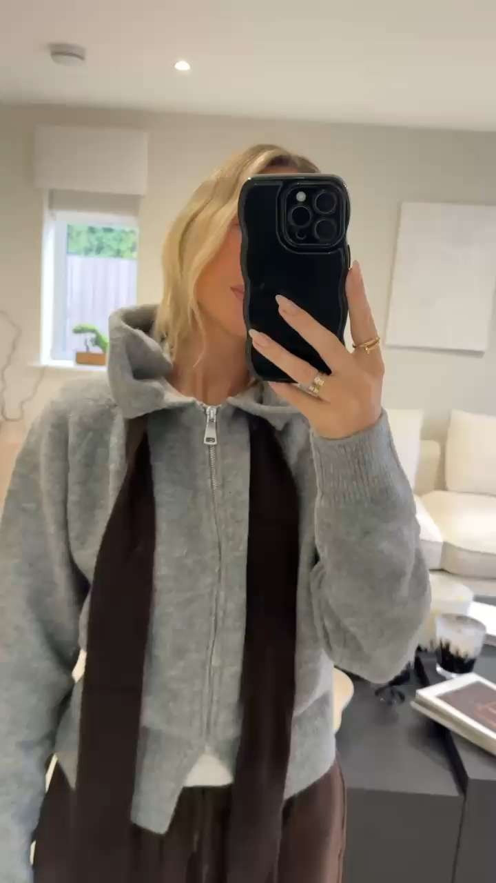 The softest knit hoodie 🩶✨ Sisters & Seekers joggers

Autumn outfit, autumn style, knitwear, knitted hoodie, cardigan 

 #LTKFashionMonth #LTKuk #LTKautumn