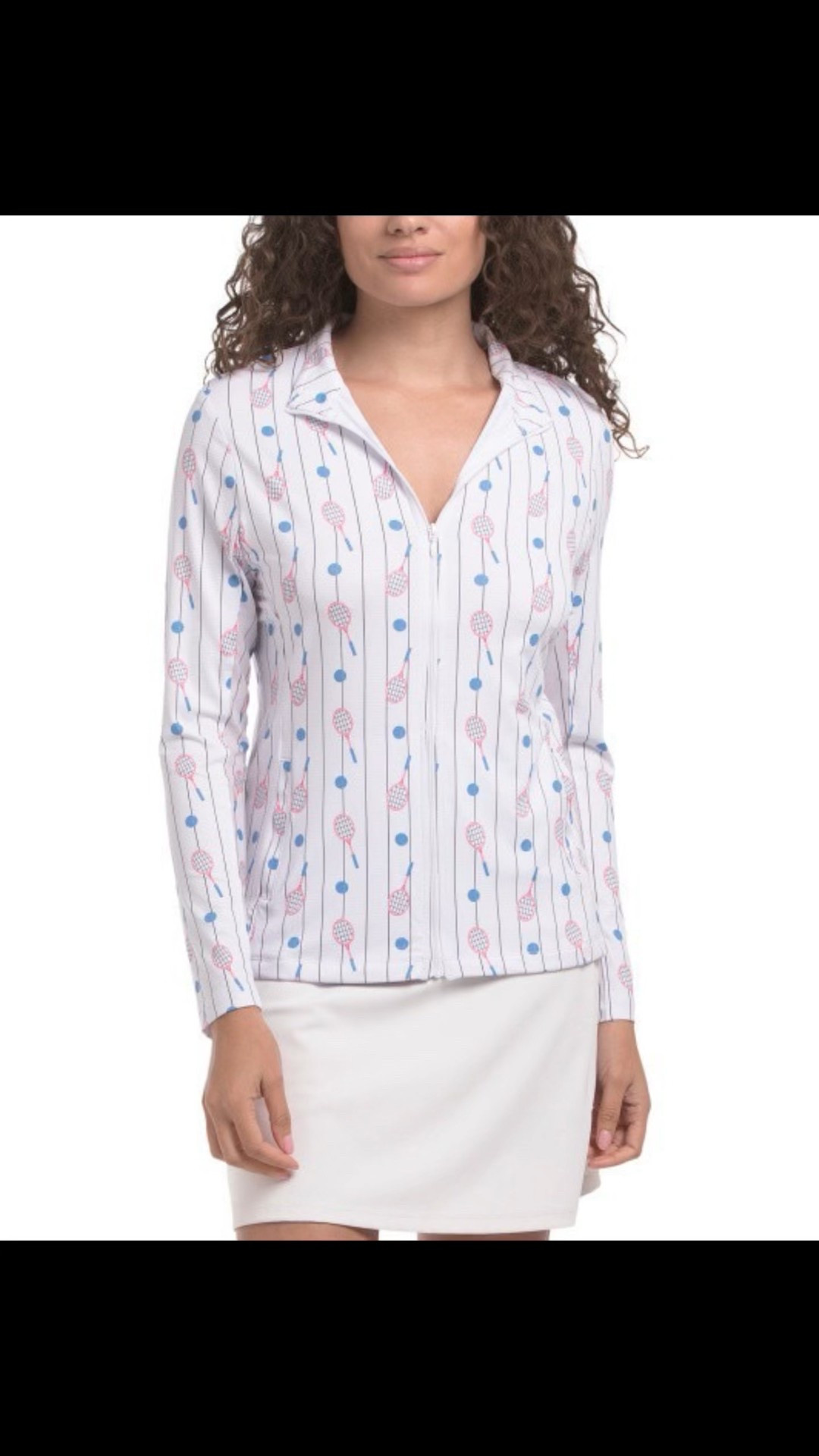 Lightweight, playful, and way more versatile than it looks 💙 The kind of top that works for errands, brunch, or a casual workday and still feels fun. Easy to throw on, easy to love.

#LTKootd