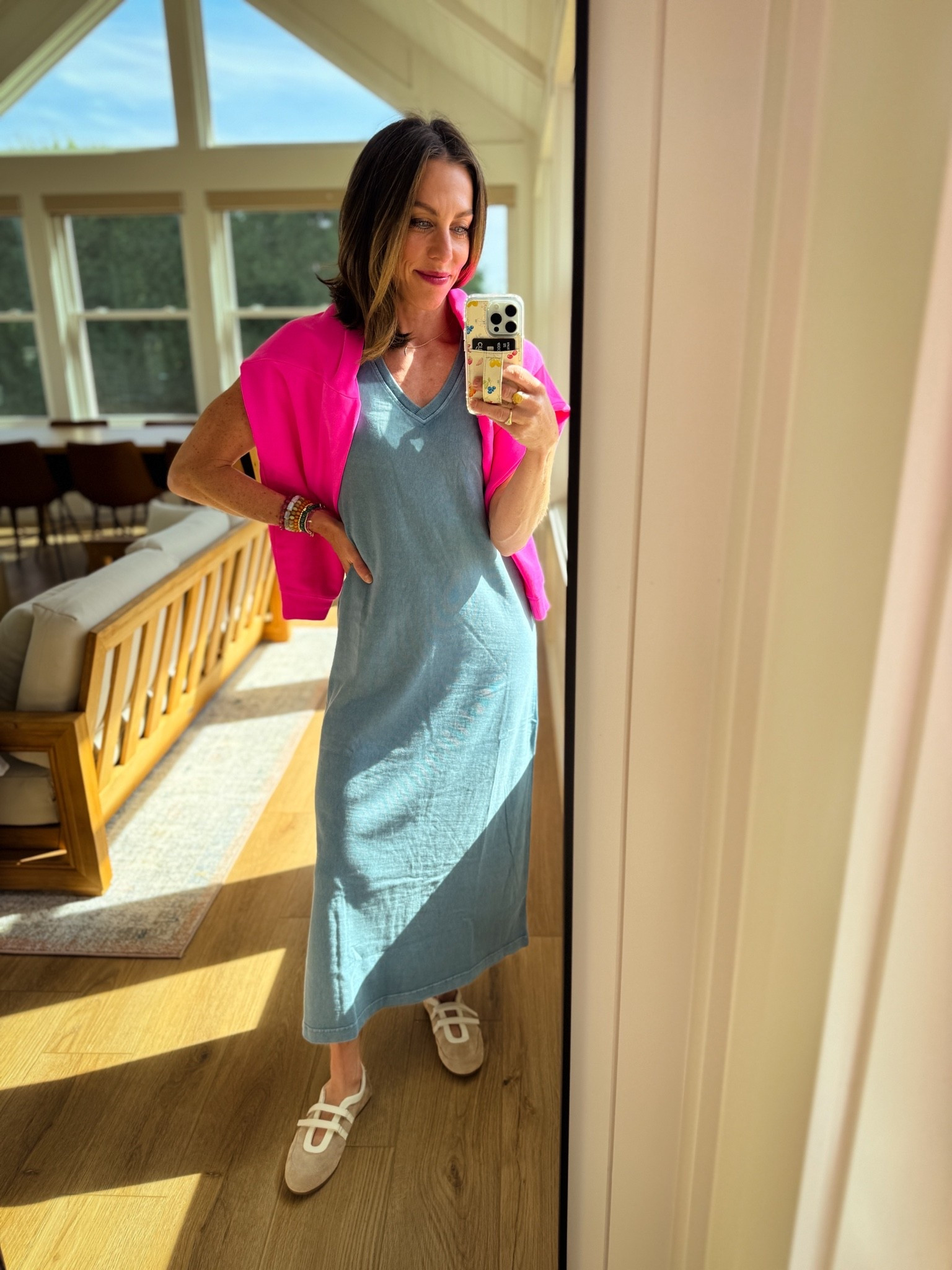 Dress: Xs
Sweatshirt: small 
Shoes fit TTS