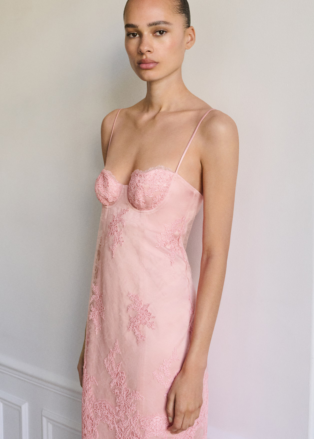 Lace dress with structured neckline - Women | MANGO United Kingdom | MANGO (UK)