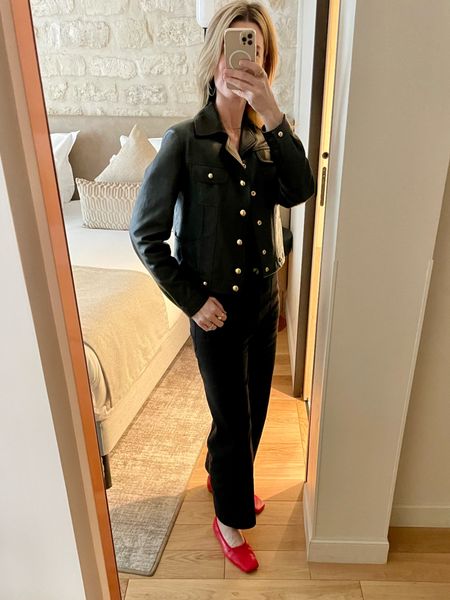 My Paris travel outfit. All black for max stain and wrinkle proofing. It is chilly in Paris so I elected to wear my leather jacket. The red ballet flats make the outfit pop

#LTKShoeCrush #LTKOver40 #LTKTravel