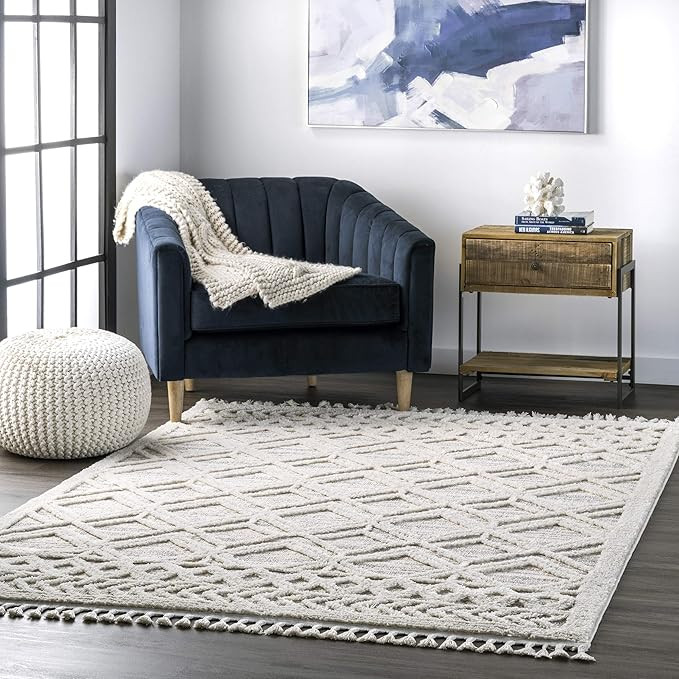 nuLOOM Ansley Soft Lattice Textured Tassel Area Rug, 4' x 6', Beige | Amazon (US)