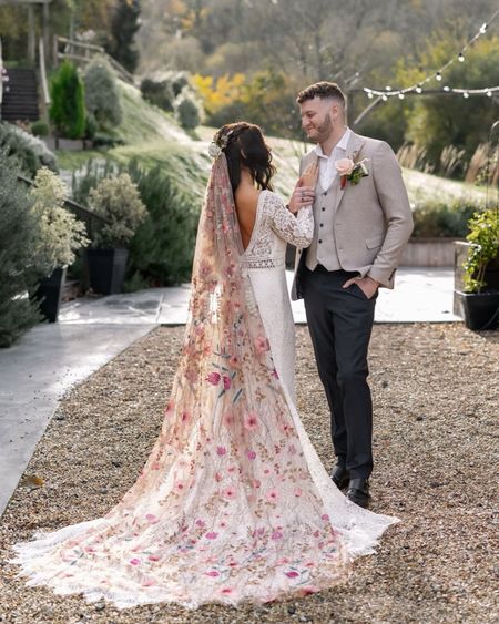 We love a floral veil and this one is so unique for the bride 

#LTKwedding