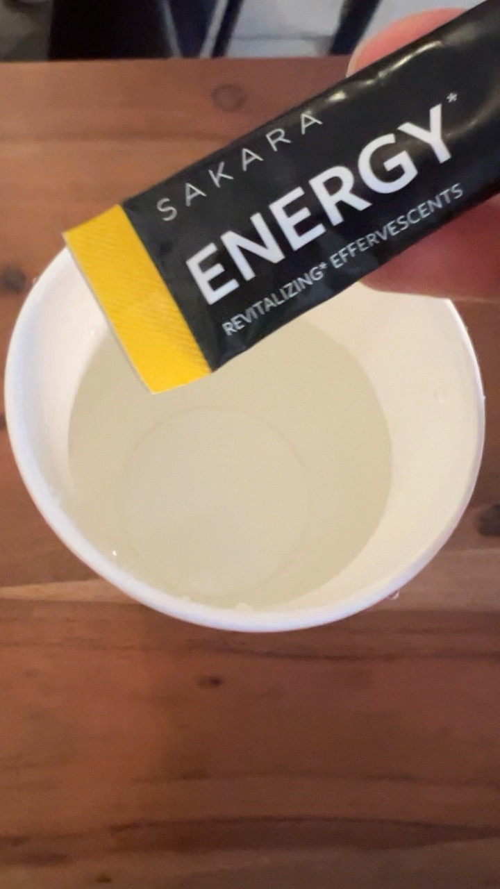 I absolutely LOVE the Energy packets from Sakara. I add them to water mid workout for an extra boost. No jitters, no SUGAR, no weird ingredients. Just clean, natural energy with an effervescent citrus flavor. And ON SALE now!!! Use code SUMMER25

#LTKSaleAlert #LTKFitness #LTKActive