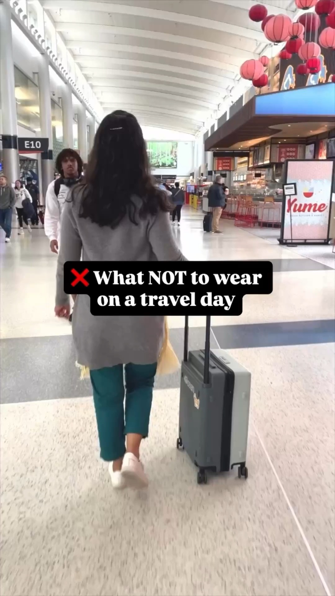 The airport is not the place to find out your outfit doesn’t work.

Wide-leg pants and a bathroom at 30,000 feet. A jumpsuit with the same problem. Heels on a 12 hour travel day. 

We’ve all made at least one of these mistakes.

Save this before your next trip! 📌

Follow @waysofstyle for more carry-on travel and packing tips! My carry-on is my closet 😉

#traveloutfit #airportoutfit #packinglight #carryontravel #traveltips