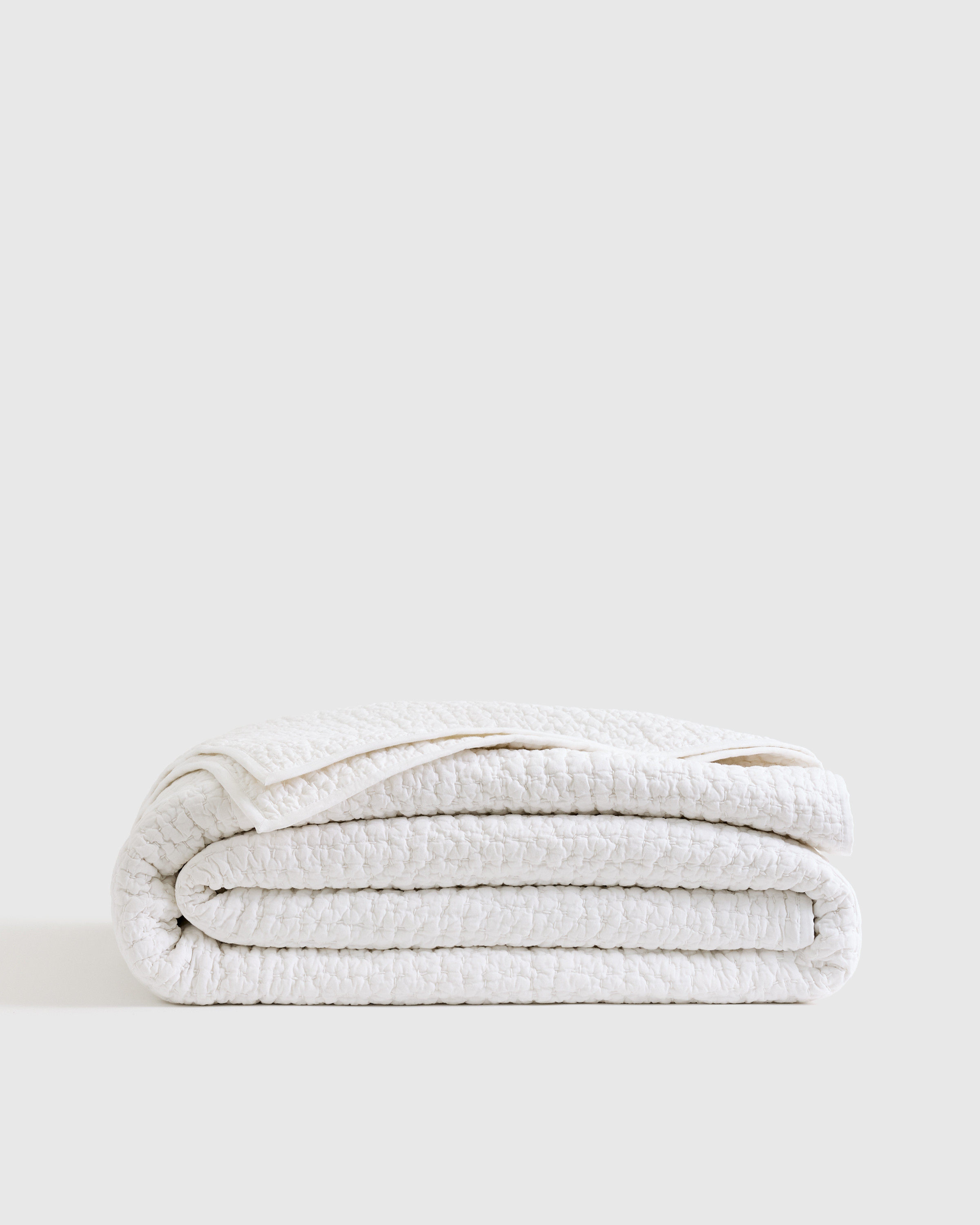 Quince | Hand Stitched Quilt in White, Size Full/Queen, Organic Cotton | Quince