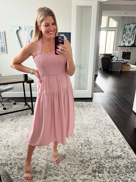Wedding guest dress inspo


Fashion  fashion blog  What i wore  style guide  summer  summer outfit  summer fashion  wedding guest outfit  wedding guest  dress  fit momming  

#LTKWedding #LTKSeasonal #LTKStyleTip