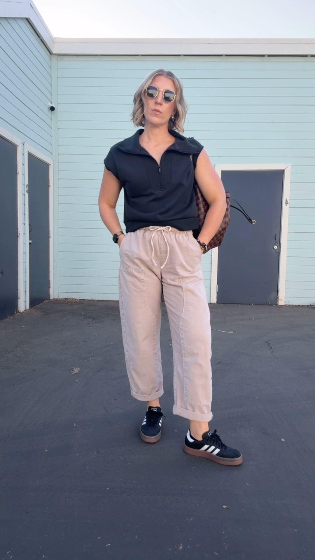 Easy color sandwich outfit!!! Love the pull on pants 🤌🏼

#LTKmomlife #LTKdayinmylife