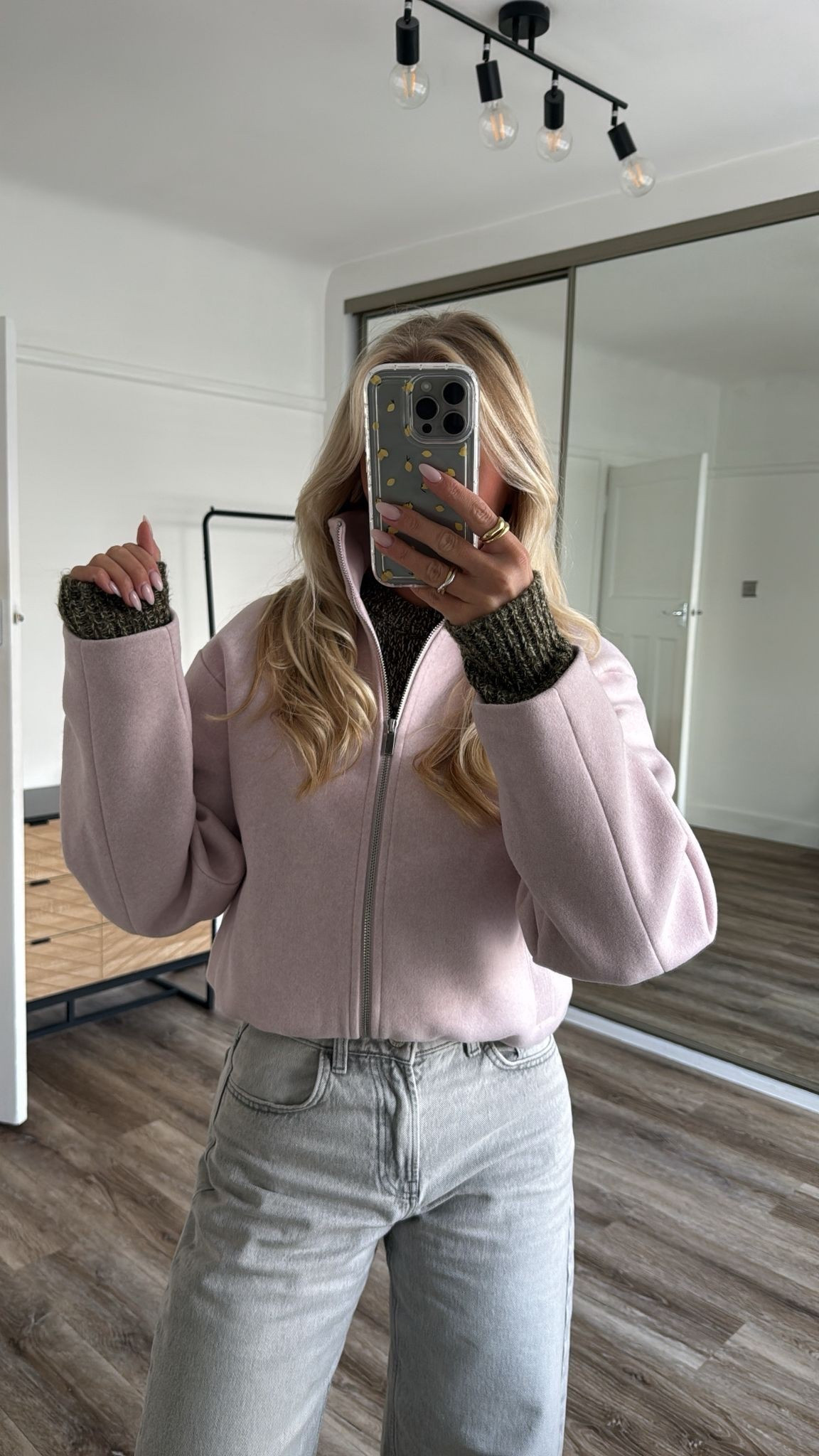 OOTD 💗
Spring Styling, Pink Pastel Colour, Grey Denim, LTK Denim, Spring Outfit Inspiration, LTKSpring

#LTKuk #LTKspring #LTKjeans