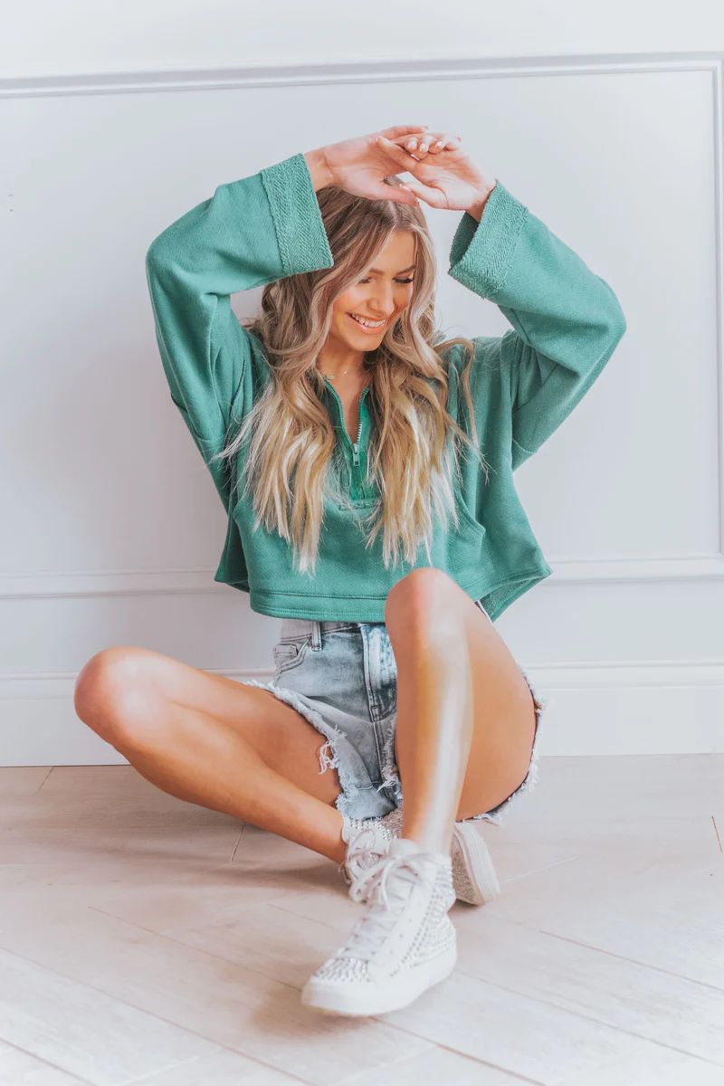 Effortless Beauty Hunter Green Cropped Zip Up Pullover | Apricot Lane Boutique