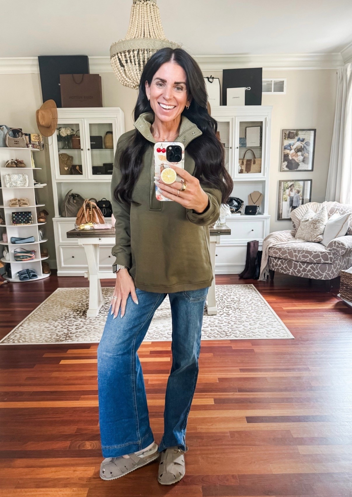 This is the best quarter snap! 
Wearing a medium 

#LTKmomlife #LTKootd #LTKSeasonal