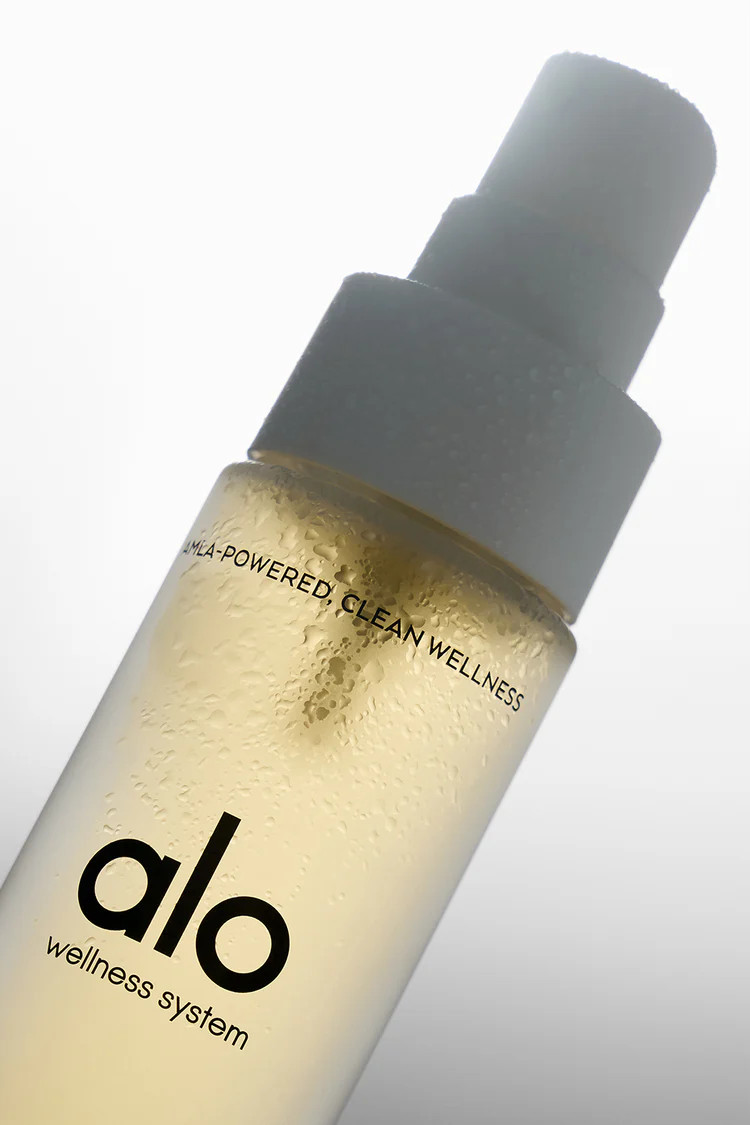 Insta-Glow Face Mist | Alo Yoga