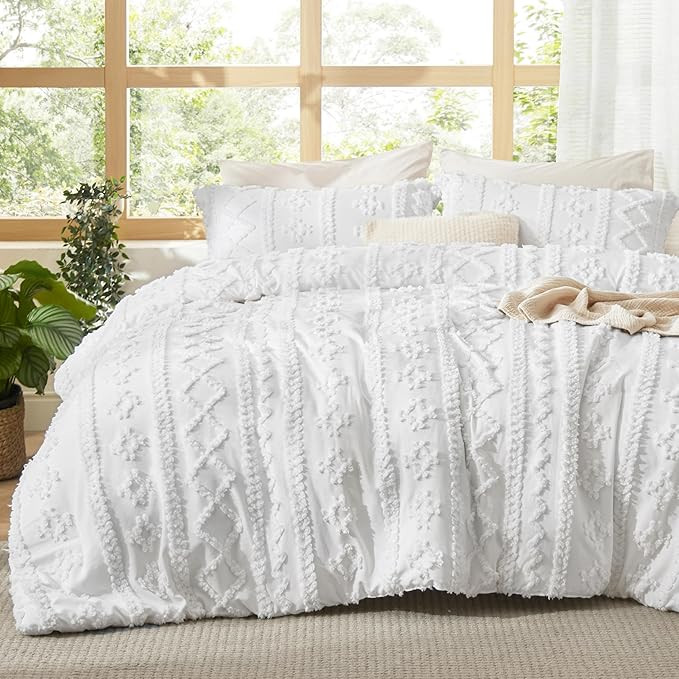 Bedsure Tufted Boho Comforter Set King Size - Bright White Boho Bed Set, GentleSoft™ 3 Pieces F... | Amazon (US)